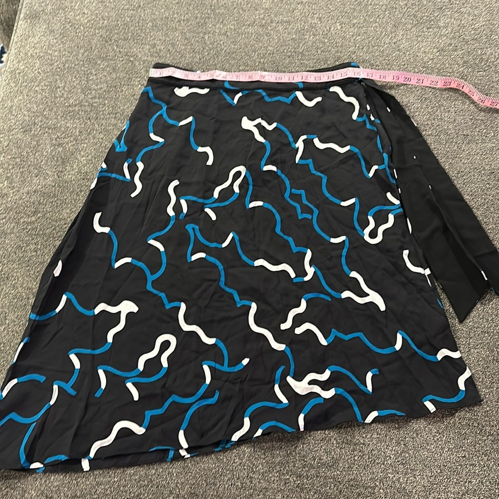 NWT Diane von Furstenberg skirt size 12